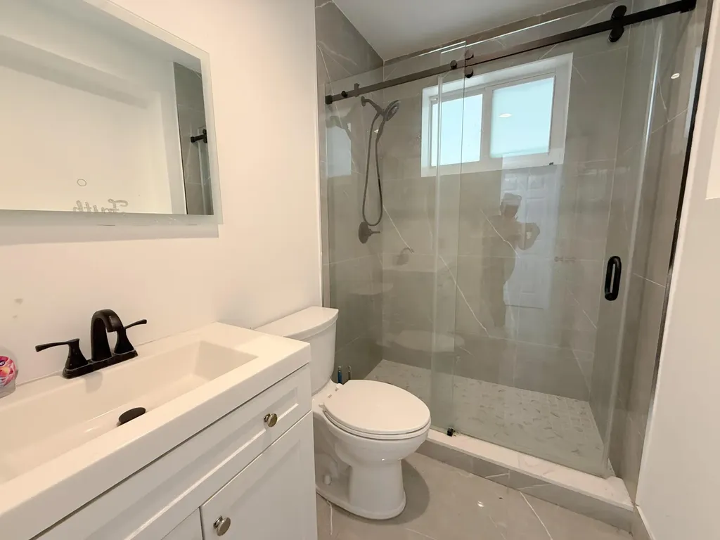 2823 Polk Street Hollywood FL 33020