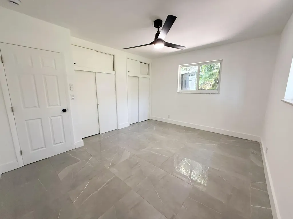 2823 Polk Street Hollywood FL 33020
