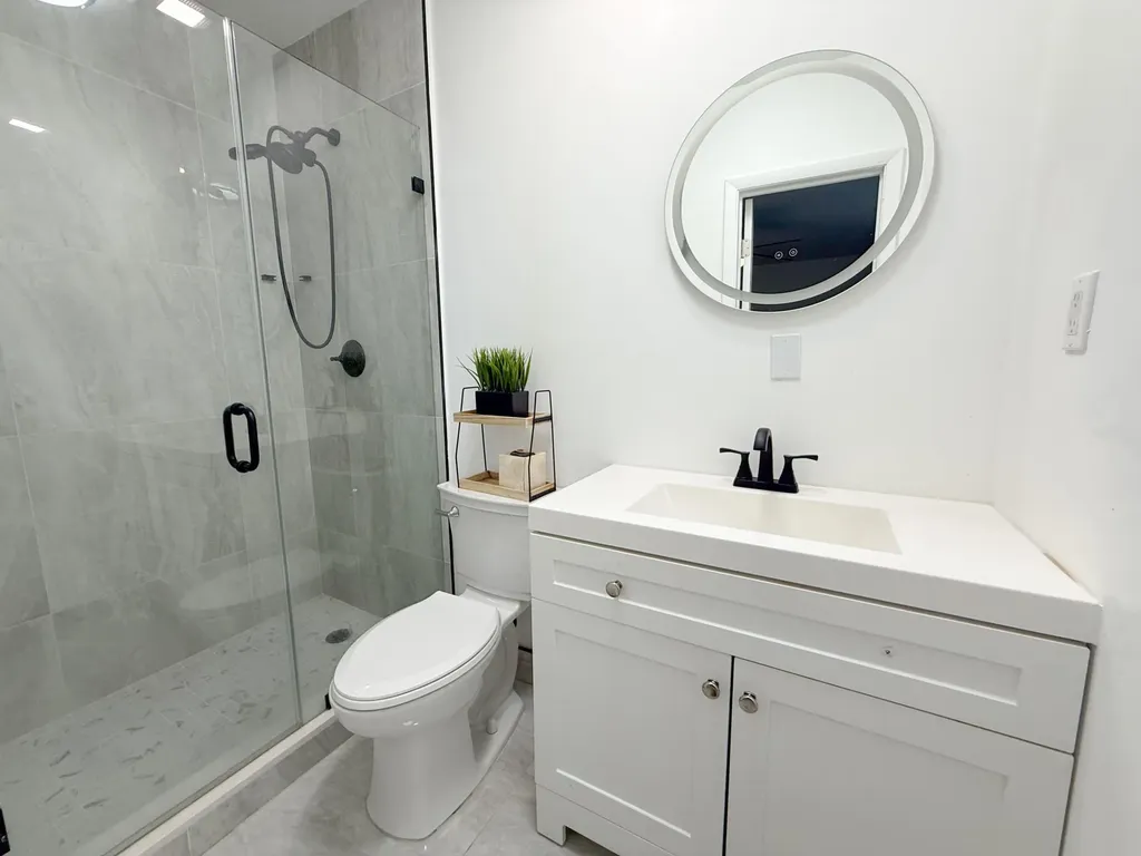 2823 Polk Street Hollywood FL 33020
