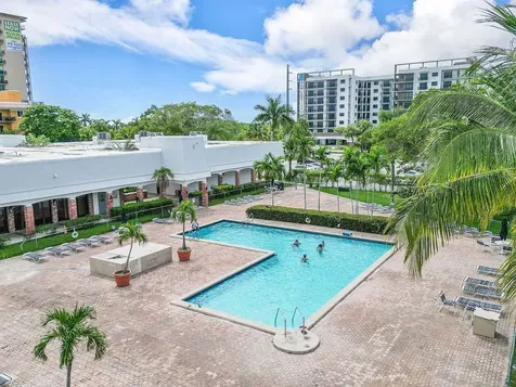 608 NE 2nd Street Dania Beach FL 33004