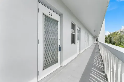 608 NE 2nd Street Dania Beach FL 33004