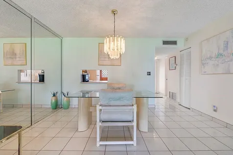 608 NE 2nd Street Dania Beach FL 33004