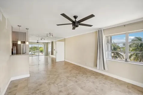 3040 NE 16th Avenue Oakland Park FL 33334