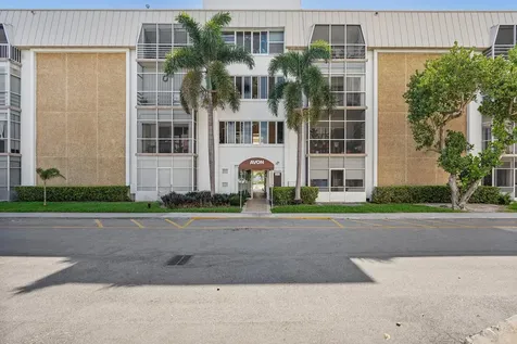 3040 NE 16th Avenue Oakland Park FL 33334