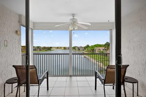 6239 Coral Lake Drive Margate FL 33063