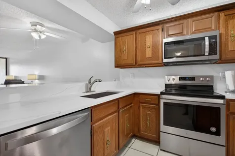 6239 Coral Lake Drive Margate FL 33063