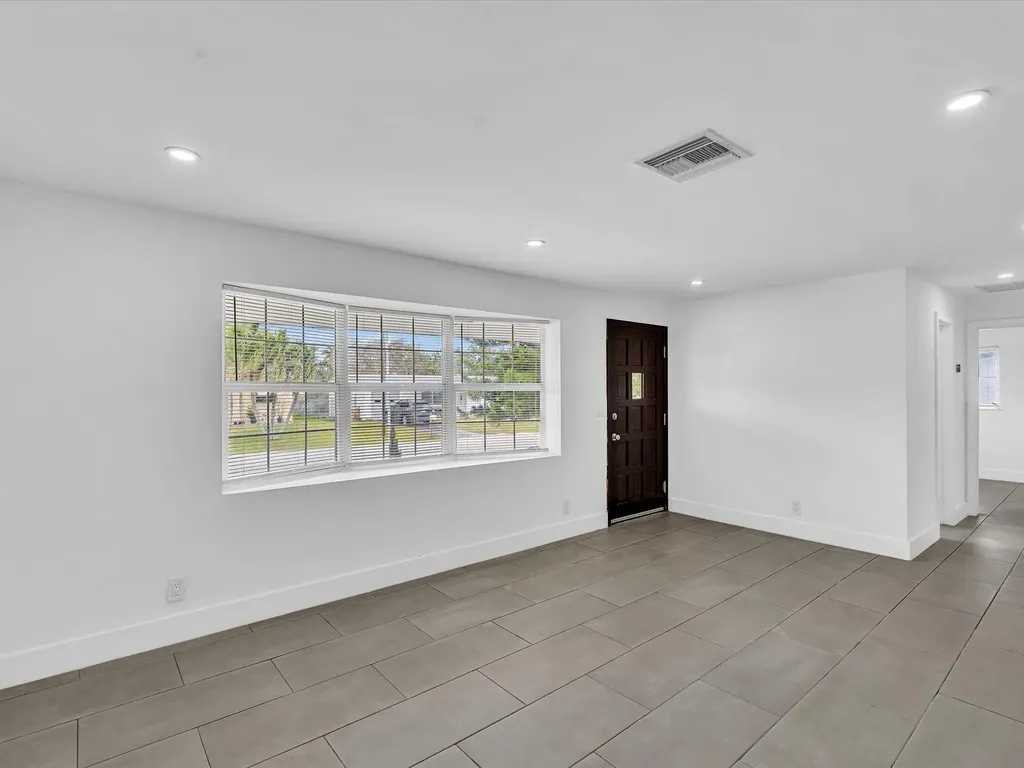 5710 SW 54th Court Davie FL 33314