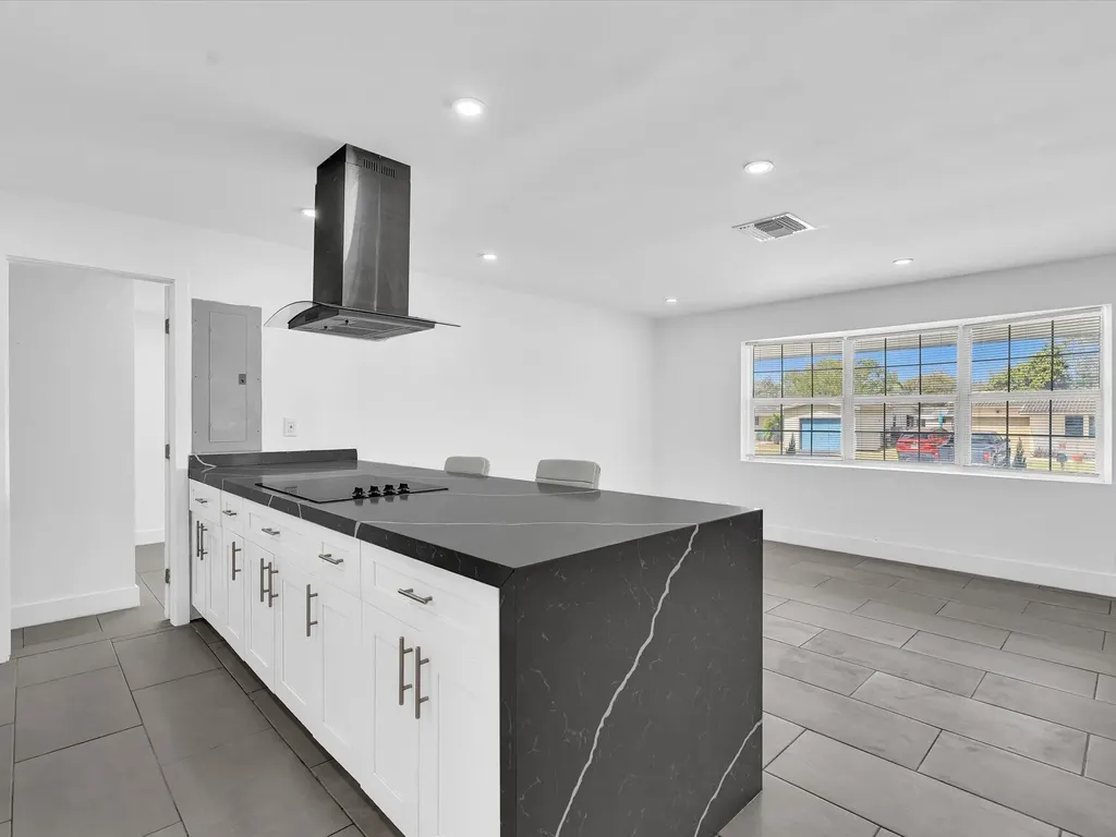 5710 SW 54th Court Davie FL 33314