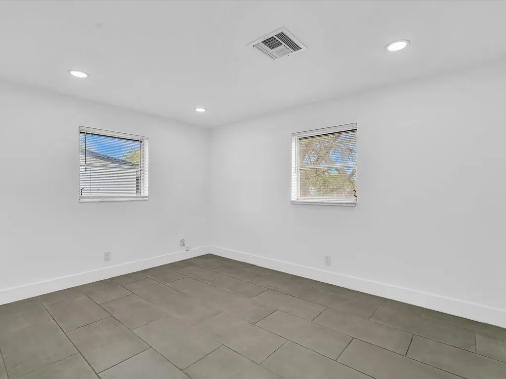5710 SW 54th Court Davie FL 33314