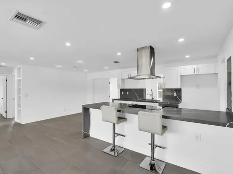 5710 SW 54th Court Davie FL 33314