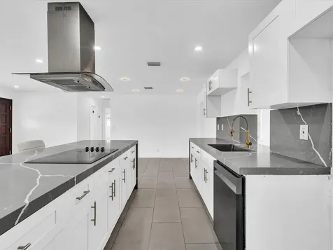 5710 SW 54th Court Davie FL 33314