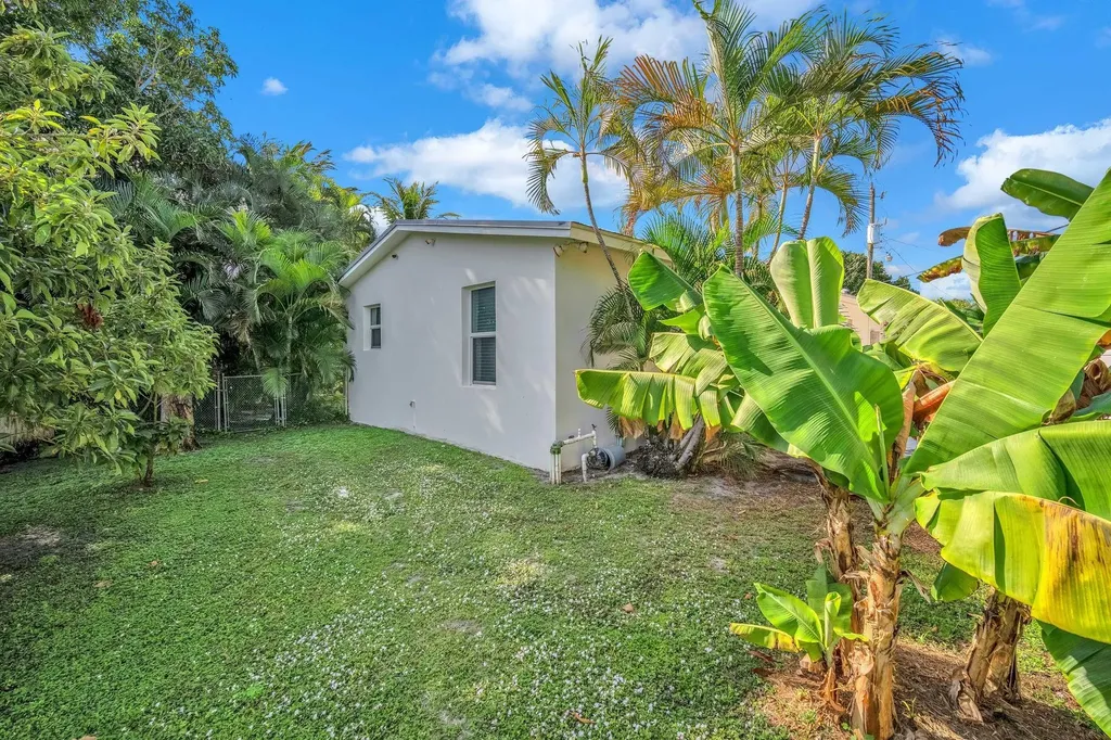 3308 E El Vedado Court West Palm Beach FL 33405
