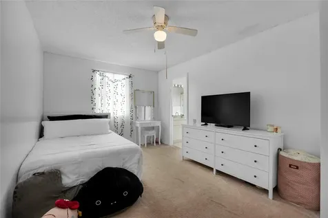 5227 NW 96th Avenue Sunrise FL 33351