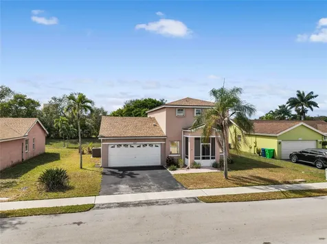 5227 NW 96th Avenue Sunrise FL 33351
