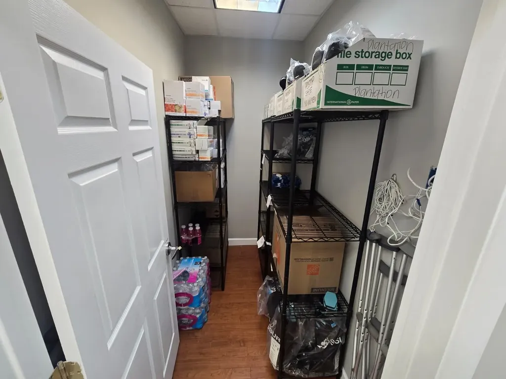 201 SW 84th Avenue Plantation FL 33324