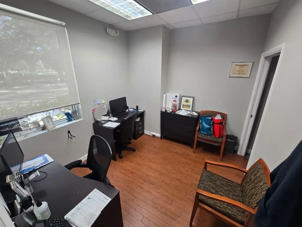201 SW 84th Avenue Plantation FL 33324