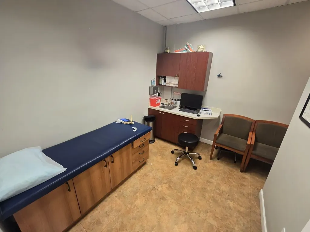 201 SW 84th Avenue Plantation FL 33324