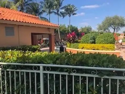 4965 Leeward Lane Dania Beach FL 33312