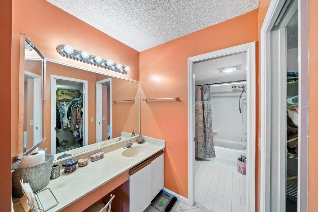 5306 Cedar Lake Drive Boynton Beach FL 33437