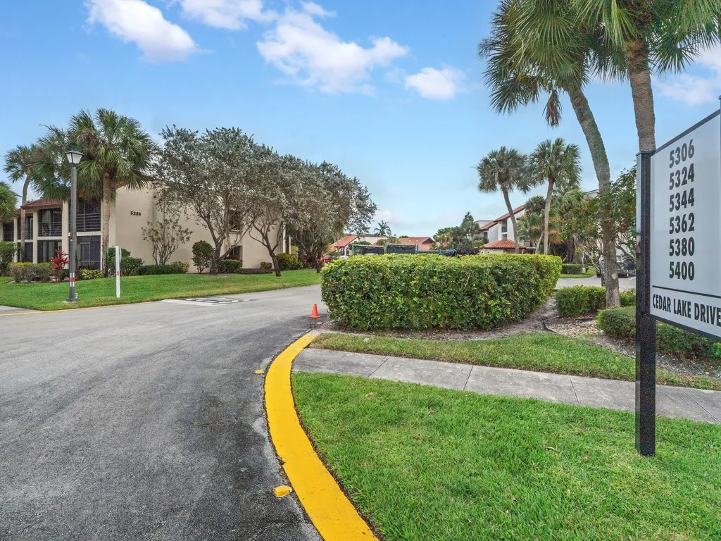 5306 Cedar Lake Drive Boynton Beach FL 33437