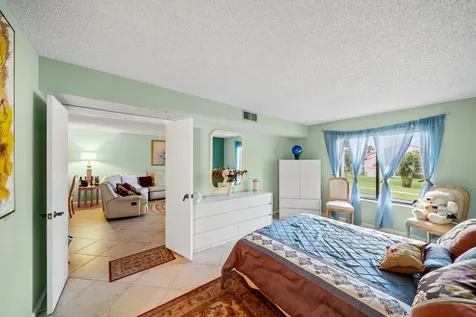 5306 Cedar Lake Drive Boynton Beach FL 33437