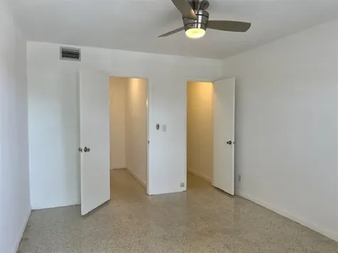 270 NE 40th Street Oakland Park FL 33334