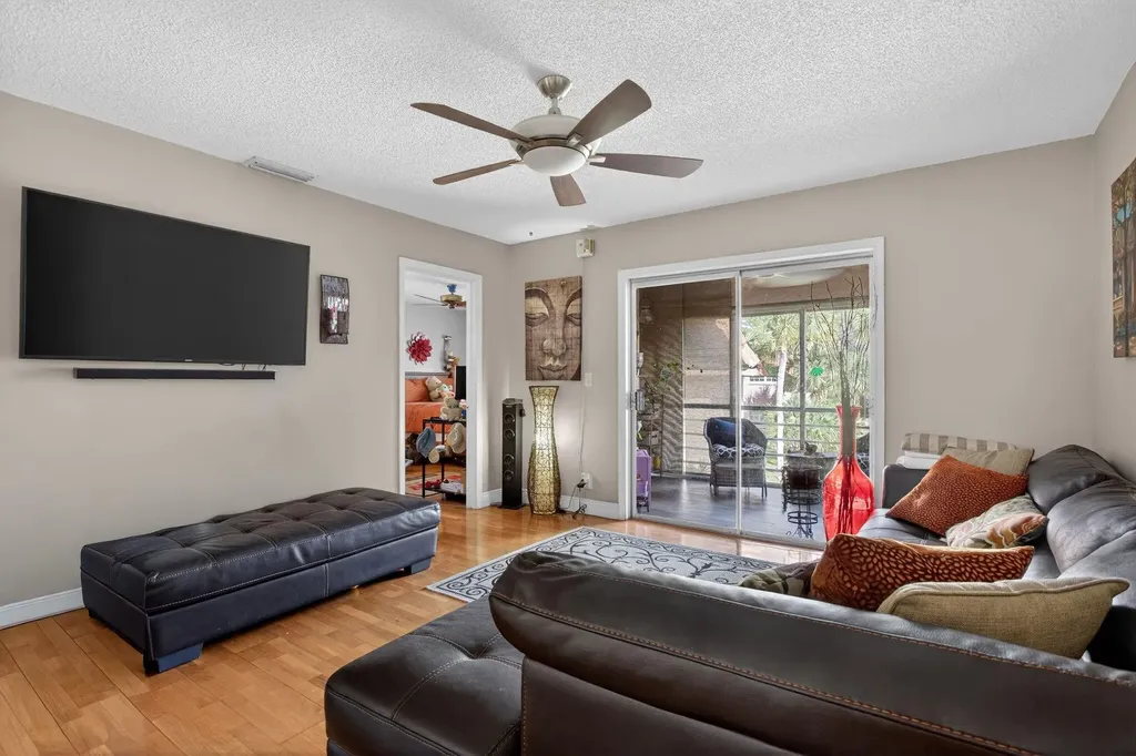 8105 NW 27th Street Coral Springs FL 33065