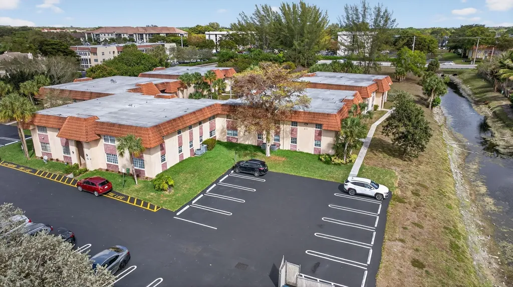 8105 NW 27th Street Coral Springs FL 33065