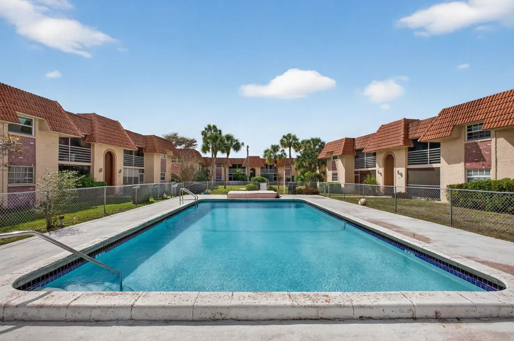 8105 NW 27th Street Coral Springs FL 33065