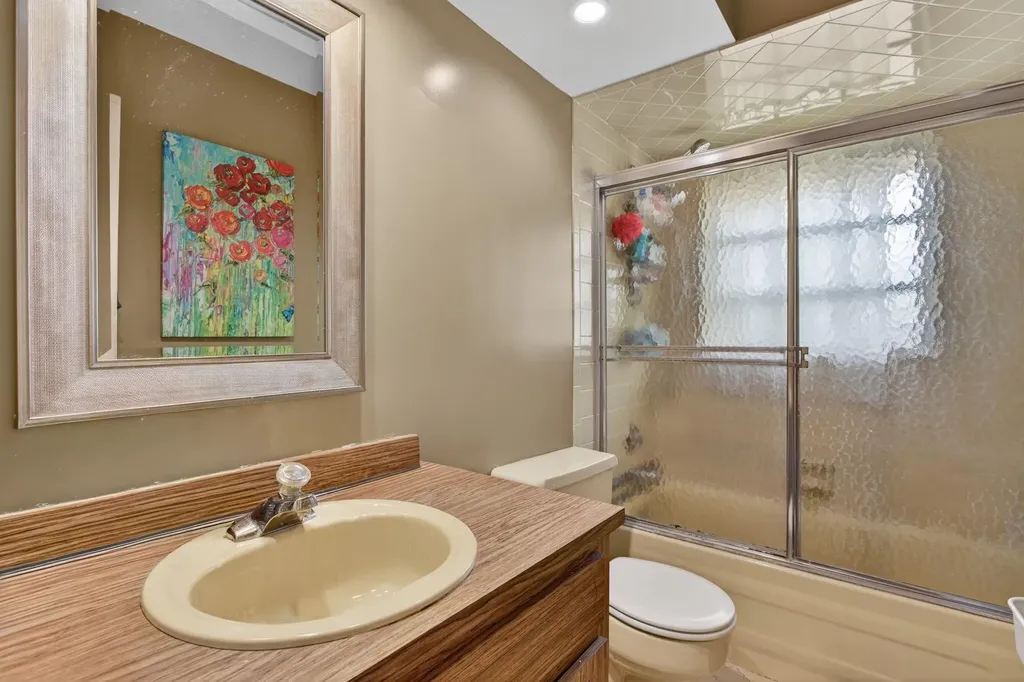 8105 NW 27th Street Coral Springs FL 33065
