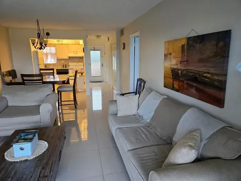 8900 Washington Boulevard Pembroke Pines FL 33025