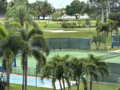 8900 Washington Boulevard Pembroke Pines FL 33025