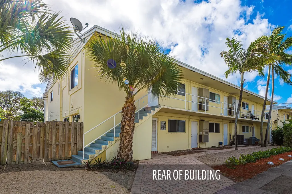 4525 NE 21st Avenue Fort Lauderdale FL 33308
