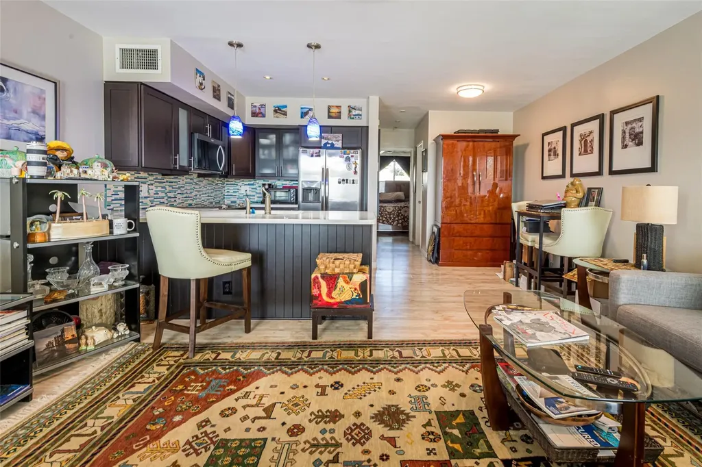 4525 NE 21st Avenue Fort Lauderdale FL 33308