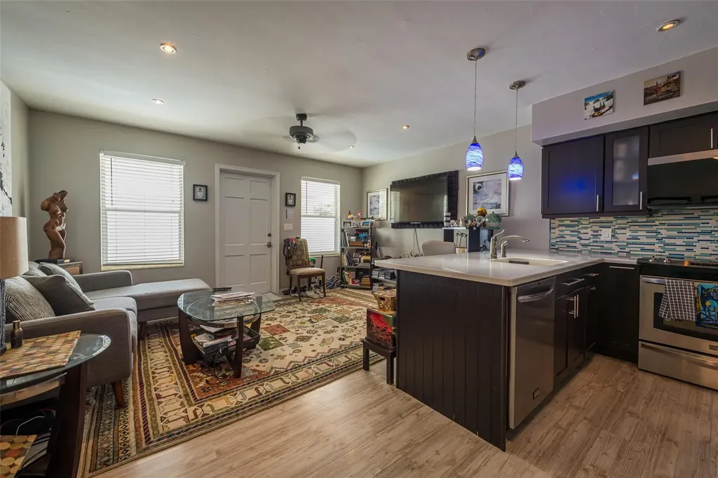 4525 NE 21st Avenue Fort Lauderdale FL 33308