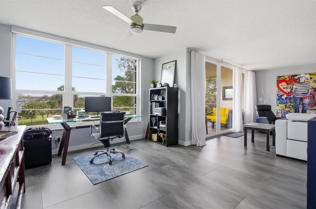 3850 Oaks Clubhouse Drive Pompano Beach FL 33069