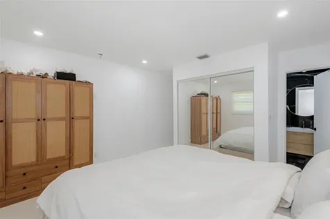825 Argonaut Isle Dania Beach FL 33004