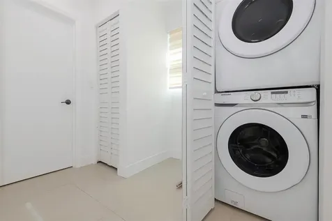 825 Argonaut Isle Dania Beach FL 33004