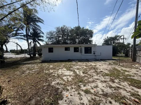 929 SW 10th Avenue Delray Beach FL 33444