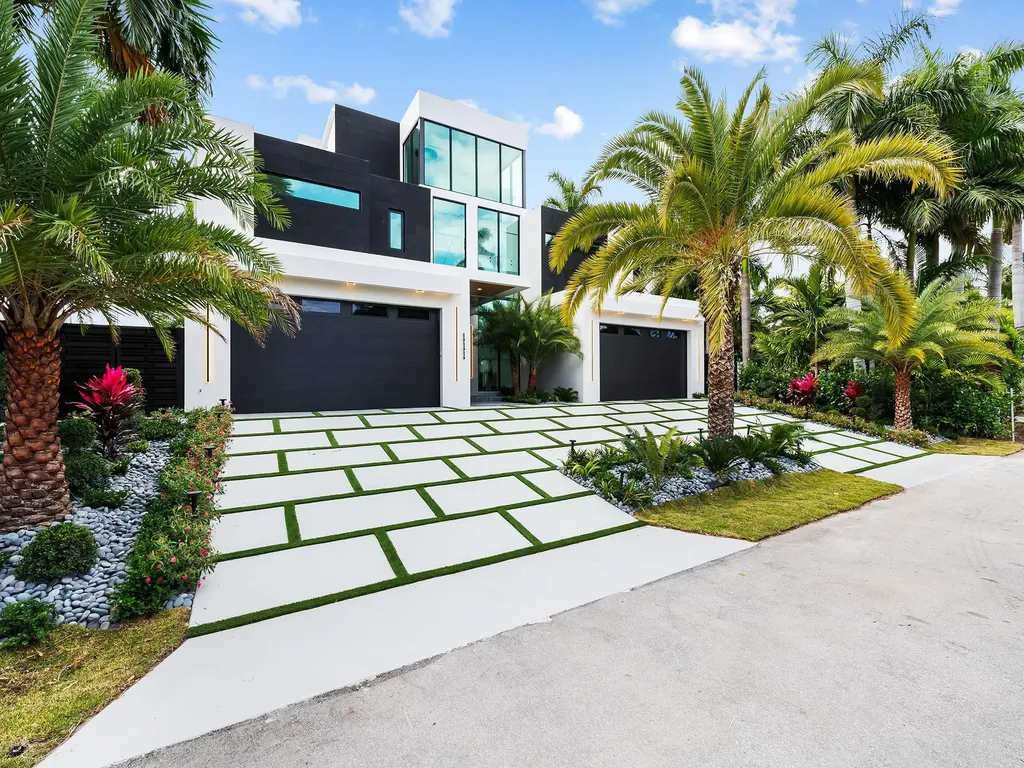 111 Fiesta Way Fort Lauderdale FL 33301