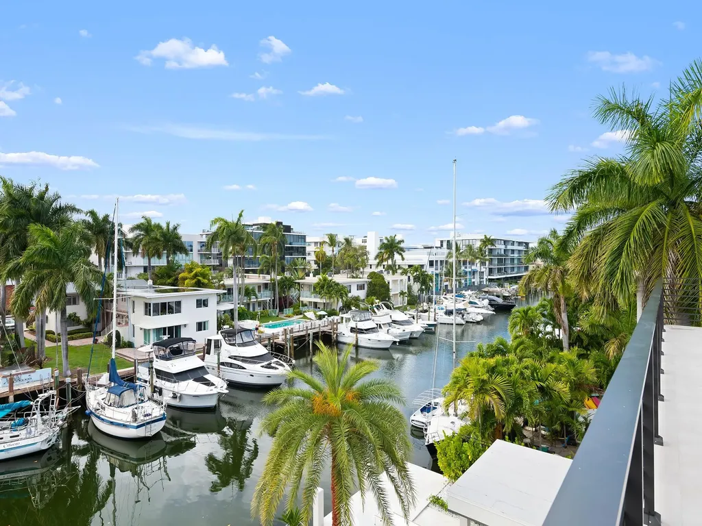 111 Fiesta Way Fort Lauderdale FL 33301