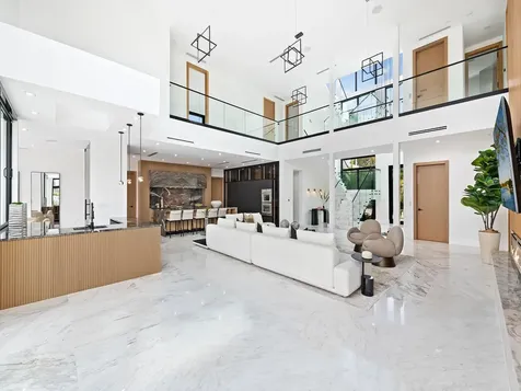 111 Fiesta Way Fort Lauderdale FL 33301