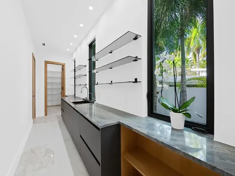 111 Fiesta Way Fort Lauderdale FL 33301