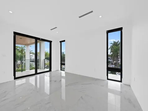111 Fiesta Way Fort Lauderdale FL 33301