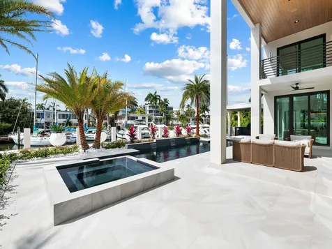 111 Fiesta Way Fort Lauderdale FL 33301