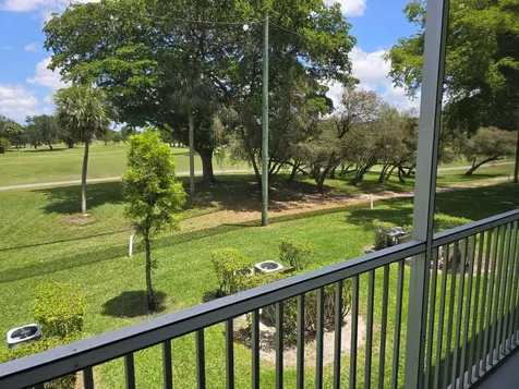 551 SW 135 Avenue Pembroke Pines FL 33027