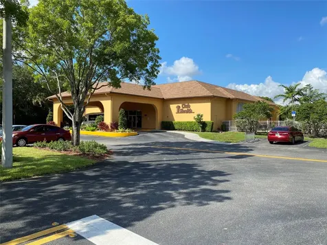 551 SW 135 Avenue Pembroke Pines FL 33027