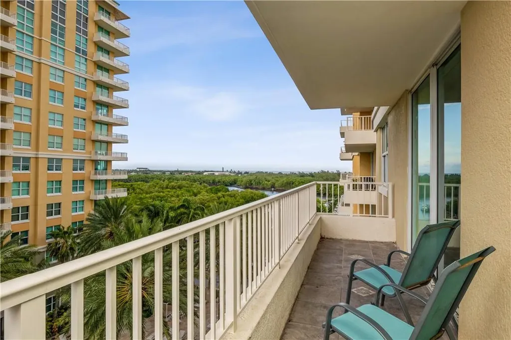 625 Casa Loma Boulevard Boynton Beach FL 33435