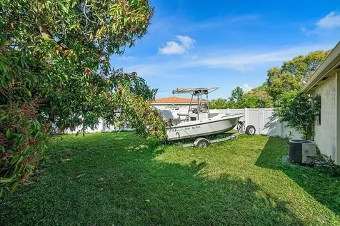 2135 NE 2nd Drive Boca Raton FL 33431