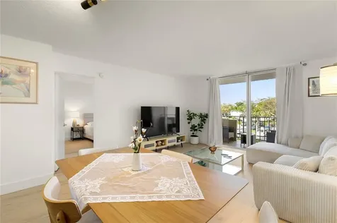 2000 S Ocean Boulevard Lauderdale By The Sea FL 33062